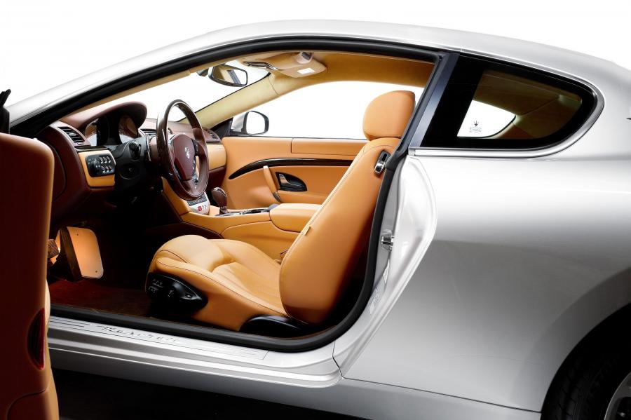  Maserati GranTurismo 2007 года  (фото 13 из 240)